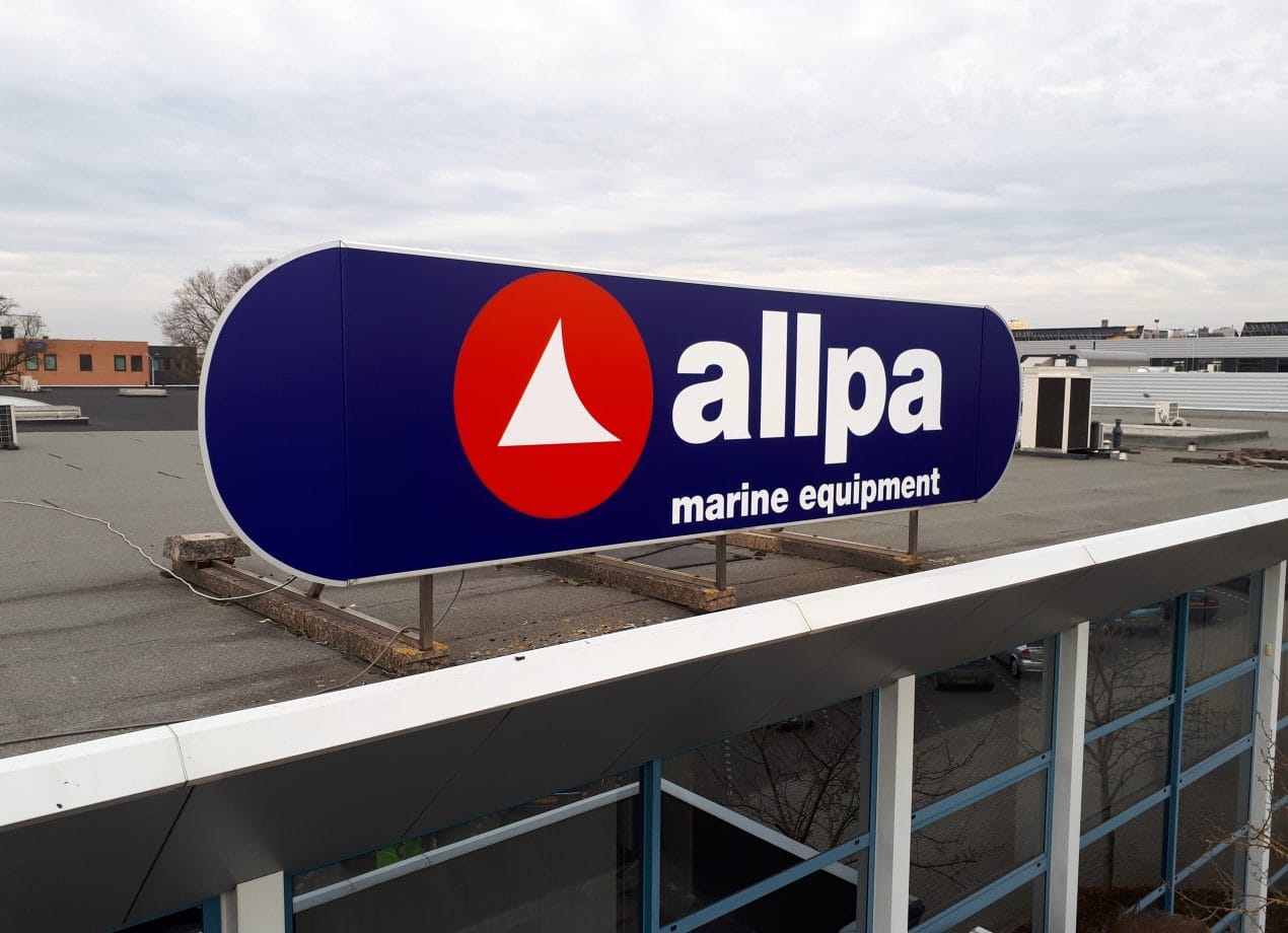 VerheesPlus reclame lichtbakken