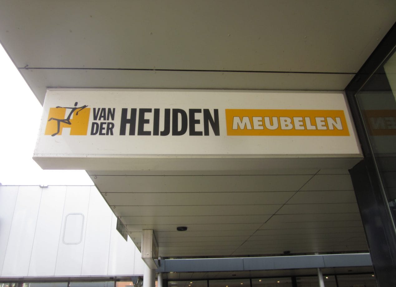 VerheesPlus reclame lichtbakken